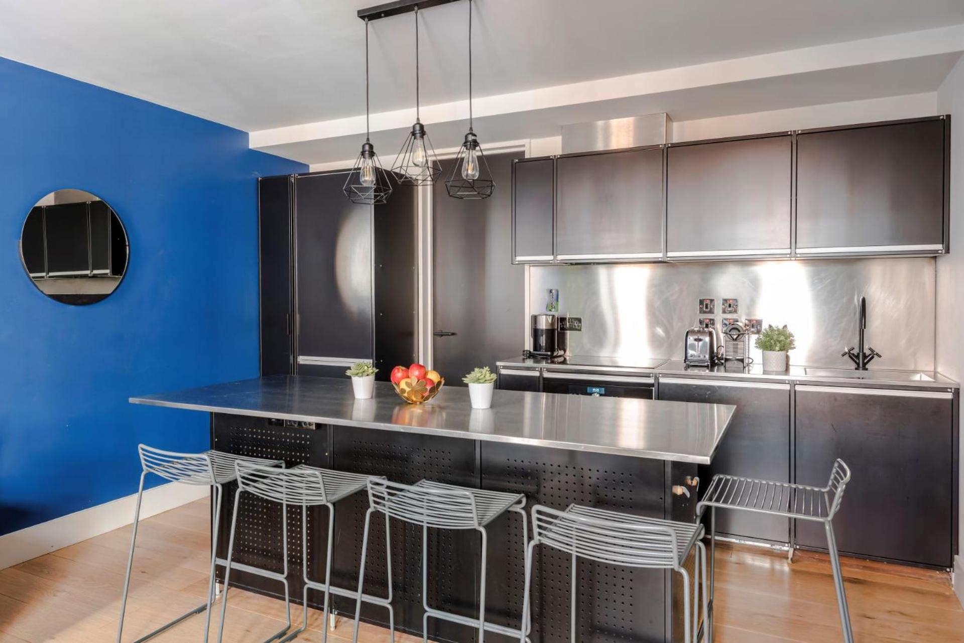 The Good Vibes Parlour - Covent Garden - By Frankie Says Apartment London Ngoại thất bức ảnh